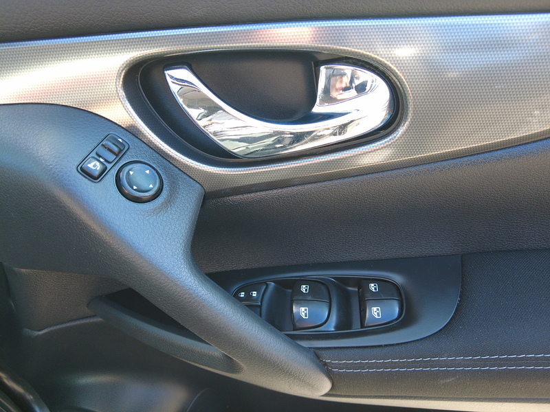 Nissan Qashqai DIG-T N-Connecta - U93916
