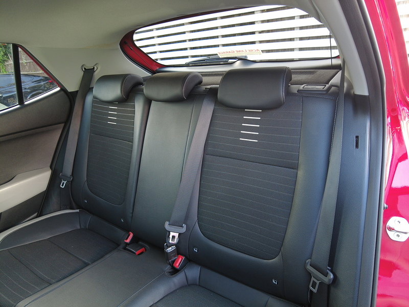 Kia Stonic T-GDi First Edition - U93934