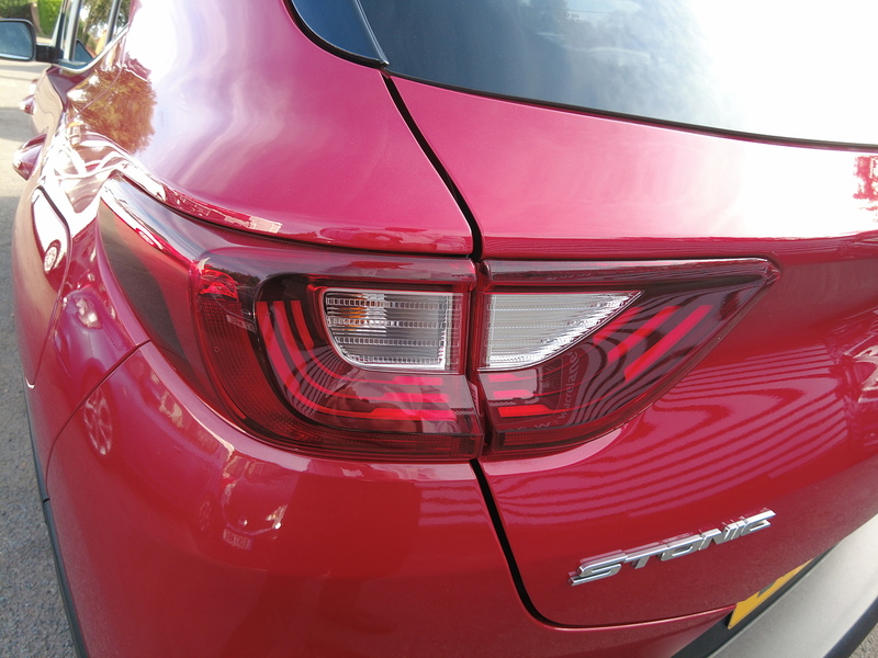 Kia Stonic T-GDi First Edition - U93934