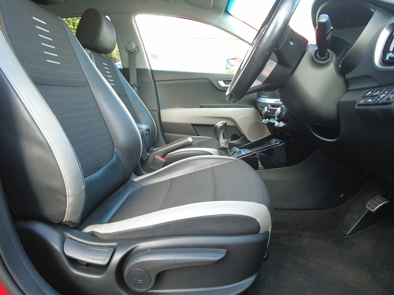 Kia Stonic T-GDi First Edition - U93934