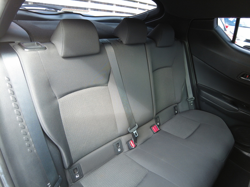 Toyota C-HR VVT-i Icon - U93935