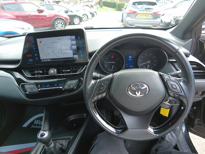 Toyota C-HR VVT-i Icon - U93935