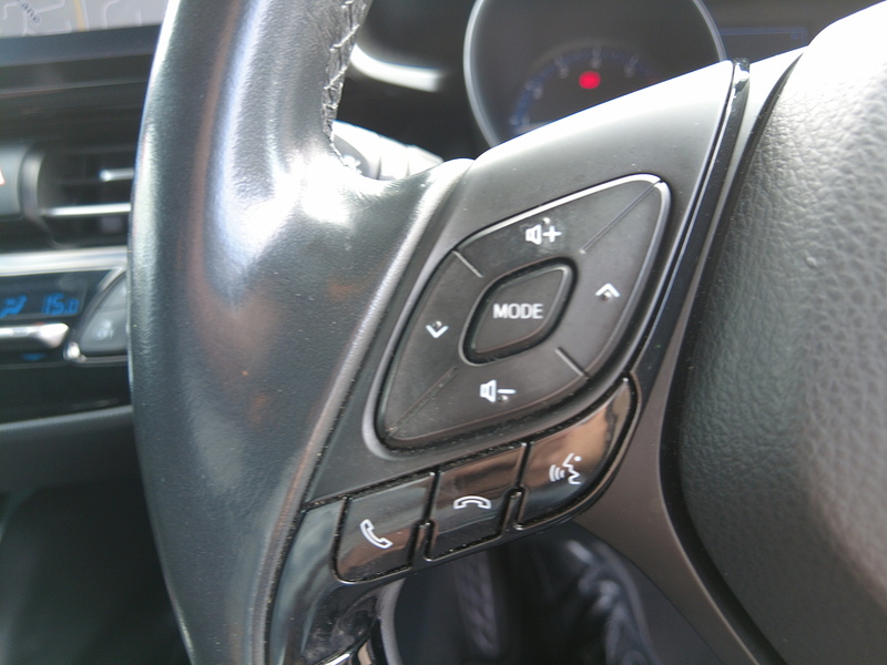 Toyota C-HR VVT-i Icon - U93935
