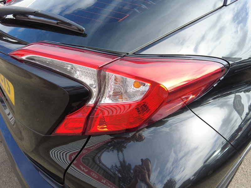 Toyota C-HR VVT-i Icon - U93935