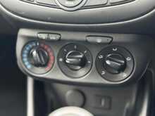 Vauxhall Corsa i Sting 
