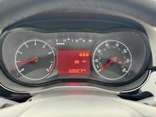 Vauxhall Corsa i Sting 