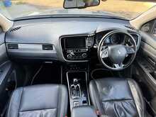 Mitsubishi Outlander MIVEC 4 