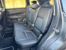 Mitsubishi Outlander MIVEC 4 