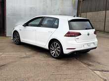 Volkswagen Golf TSI GTE Advance 