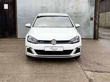 Volkswagen Golf TSI GTE Advance 