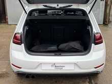 Volkswagen Golf TSI GTE Advance 
