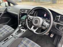 Volkswagen Golf TSI GTE Advance 