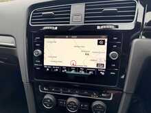 Volkswagen Golf TSI GTE Advance 