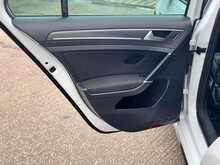 Volkswagen Golf TSI GTE Advance 