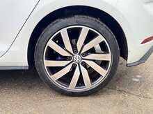 Volkswagen Golf TSI GTE Advance 