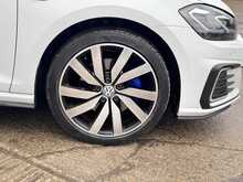 Volkswagen Golf TSI GTE Advance 