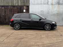 Mercedes-Benz B Class B200 BlueEfficiency Sport 