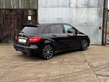 Mercedes-Benz B Class B200 BlueEfficiency Sport 