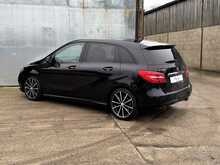 Mercedes-Benz B Class B200 BlueEfficiency Sport 