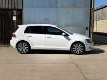 Volkswagen Golf TSI GTE 