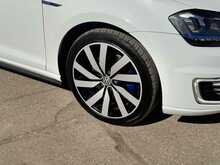 Volkswagen Golf TSI GTE 