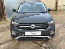 1 LADY OWNER CAR PLAY