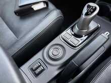 Mitsubishi Outlander h GX4h 