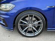 Volkswagen Golf TSI R 