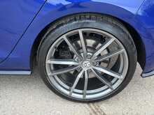 Volkswagen Golf TSI R 