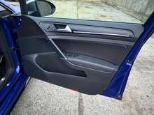 Volkswagen Golf TSI R 