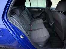 Volkswagen Golf TSI R 