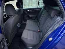 Volkswagen Golf TSI R 