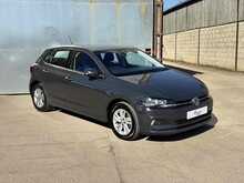 Volkswagen Polo TSI SE 