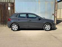 Volkswagen Polo TSI SE 