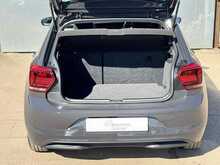 Volkswagen Polo TSI SE 