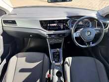 Volkswagen Polo TSI SE 