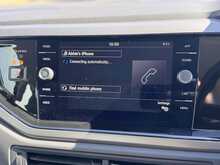 Volkswagen Polo TSI SE 