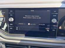 Volkswagen Polo TSI SE 