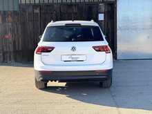 Volkswagen Tiguan TSI SE Navigation 