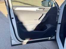 Volkswagen Tiguan TSI SE Navigation 