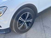 Volkswagen Tiguan TSI SE Navigation 