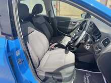 Volkswagen Polo BlueMotion Tech SE 
