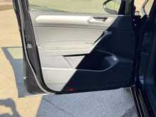 7 SEATS SATNAV PAN ROOF