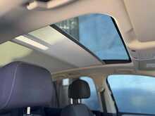 7 SEATS SATNAV PAN ROOF