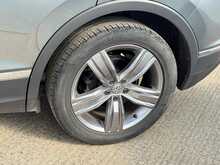 Volkswagen Tiguan TSI EVO SEL 