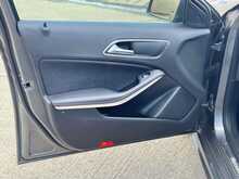 Mercedes-Benz A Class A160 AMG Line 