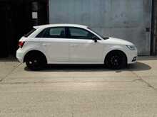 S LINE BLACK PACK