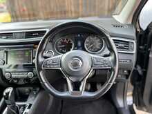 Nissan Qashqai DIG-T N-Connecta 