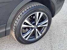 Nissan Qashqai DIG-T N-Connecta 