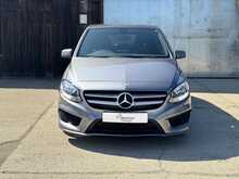 LOW MILES SATNAV AMG ALLOYS